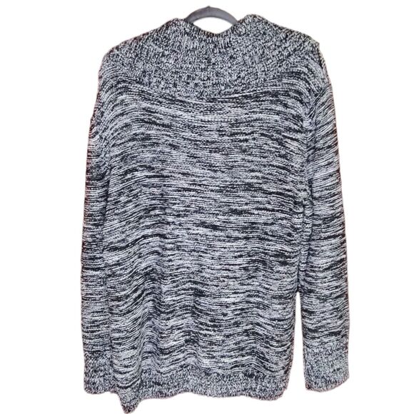 NEW Karen Scott XL Cable Knit Pullover Black Marble Sweater Button Drape Collar - Picture 8 of 10
